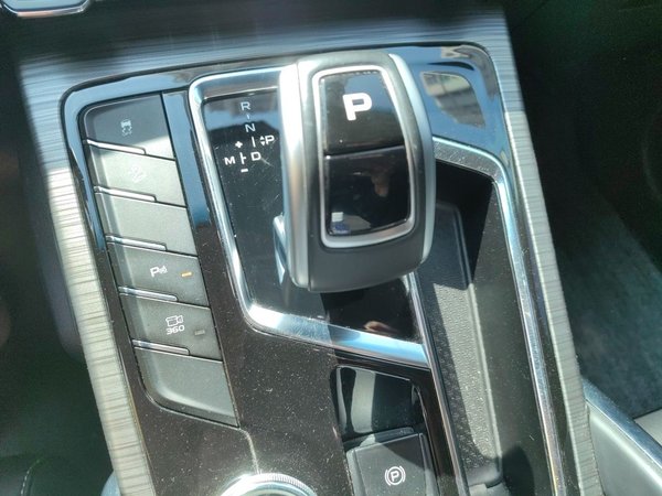Geely Auto Emgrand X7 Sport 2020, 93300 км, за 7036 USD - фото 11