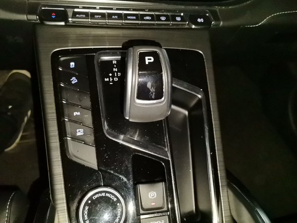 Geely Auto Emgrand X7 Sport 2020, 70800 км, за 7800 USD - фото 11