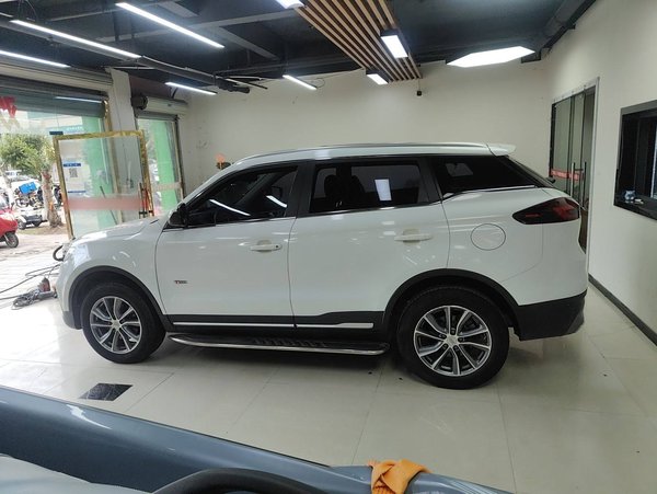 Geely Emgrand X7 Sport 2020, 92200 км, за 7559 USD