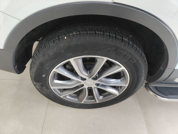 Geely Emgrand X7 Sport 2020, 92200 км, за 7559 USD - фото 10