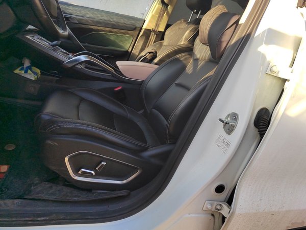 Geely Emgrand X7 Sport 2020, 92500 км, за 7741 USD - фото 16