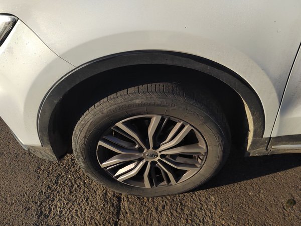 Geely Emgrand X7 Sport 2020, 92500 км, за 7741 USD - фото 9