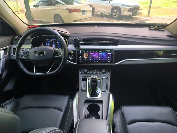 Geely Auto Emgrand X7 Sport 2021, 44000 км, за 8024 USD - фото 10