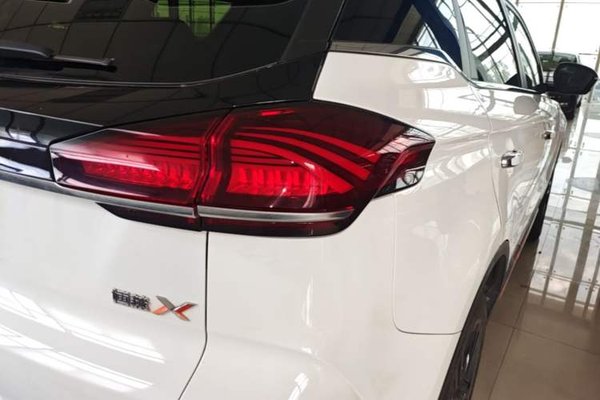 Geely Auto Emgrand X7 Sport 2022, 75400 км, за 8900 USD - фото 9