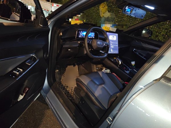 Geely Auto Emgrand X7 Sport 2023, 21500 км, за 12419 USD - фото 18