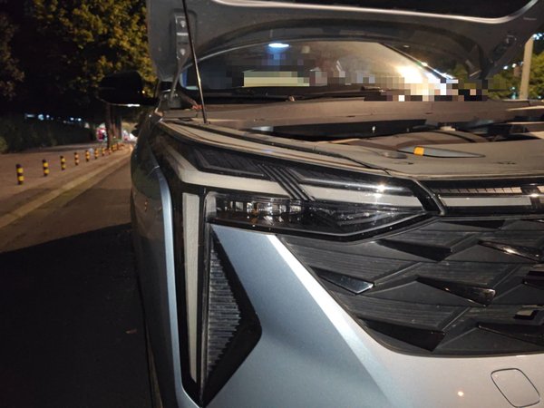 Geely Auto Emgrand X7 Sport 2023, 21500 км, за 12419 USD