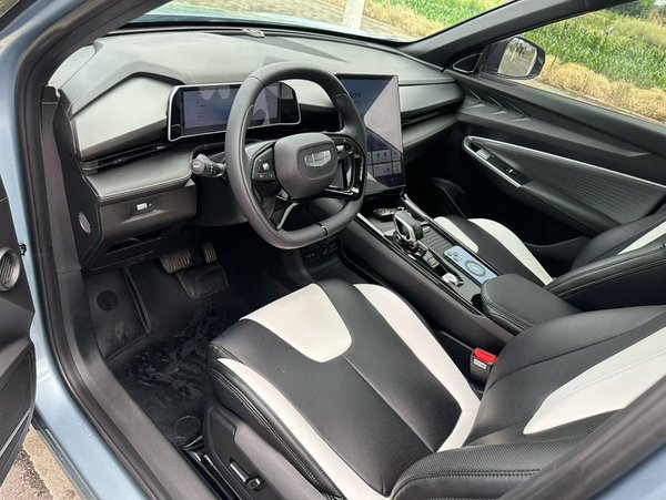 Geely Auto Emgrand X7 Sport 2023, 38300 км, за 11430 USD - фото 16