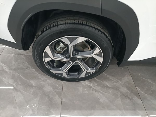Geely Auto FX11 2023, 23900 км, за 13949 USD - фото 10