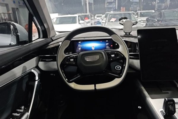 Geely Auto FX11 2024, 10700 км, за 14605 USD - фото 14