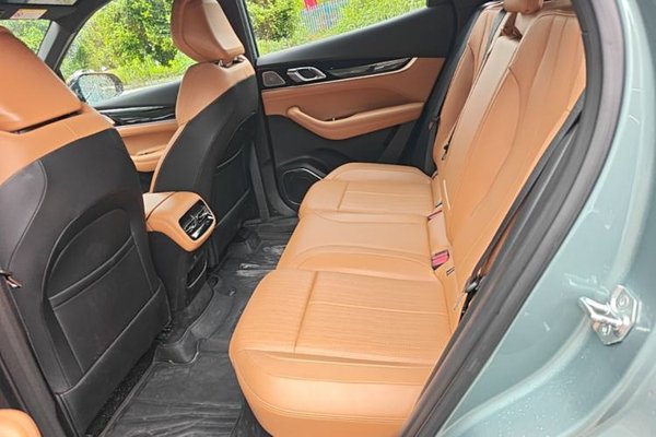 Geely Auto FX11 2025, 5699 км, за 15418 USD - фото 20