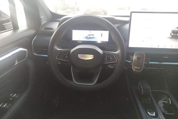 Geely Auto Haoyue L 2024, 7900 км, за 14856 USD - фото 21