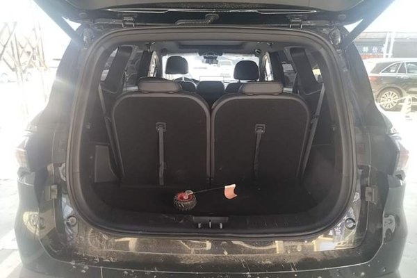 Geely Auto Haoyue L 2024, 7900 км, за 14856 USD