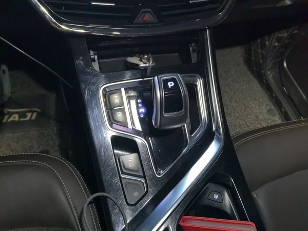 Geely Auto Jiajie 2019, 71900 км, за 7859 USD - фото 11