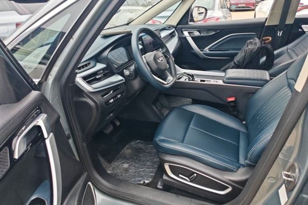 Geely Auto Jiajie 2023, 64900 км, за 11232 USD - фото 17