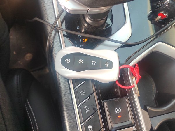 Geely Monjaro 2020, 54500 км, за 9436 USD - фото 9