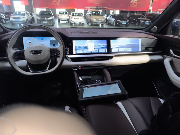 Geely Monjaro L 2021, 1000 км, за 21492 USD - фото 9