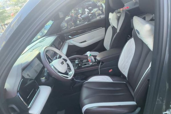 Geely Auto Monjaro L 2021, 15800 км, за 12293 USD - фото 12