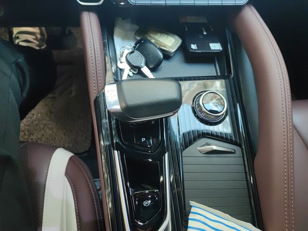 Geely Monjaro L 2021, 26200 км, за 14441 USD - фото 15