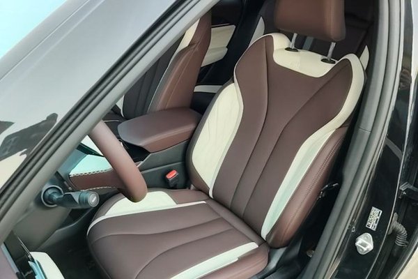 Geely Auto Monjaro L 2024, 11900 км, за 15595 USD - фото 17