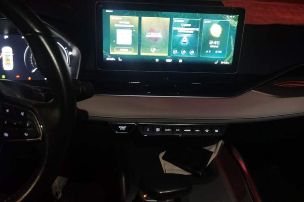 Geely Auto Preface 2021, 64600 км, за 8649 USD - фото 13