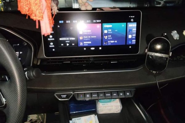 Geely Auto Preface 2021, 31300 км, за 9344 USD - фото 13