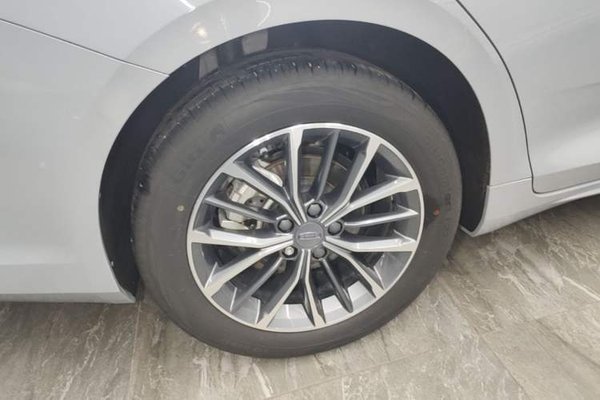 Geely Auto Preface 2023, 26600 км, за 10987 USD - фото 10