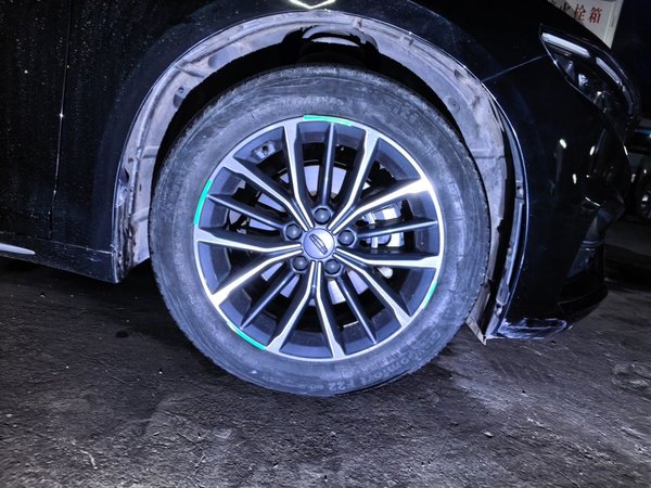 Geely Auto Preface 2023, 81300 км, за 10069 USD