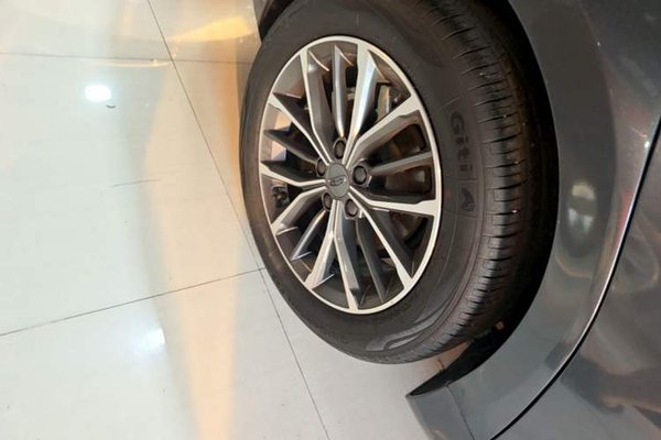 Geely Auto Preface 2023, 27100 км, за 12097 USD - фото 11
