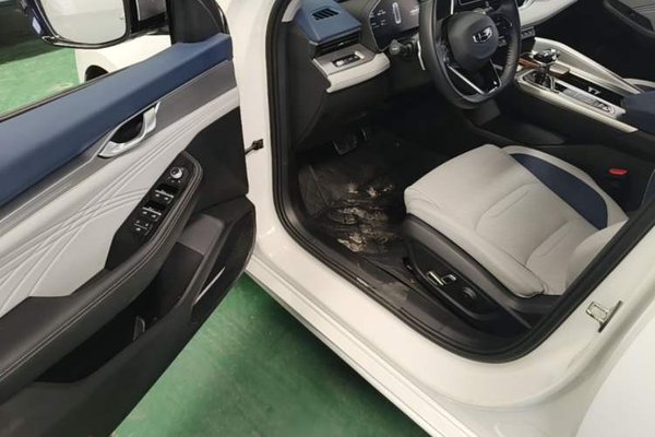 Geely Auto Preface 2023, 35000 км, за 11969 USD - фото 19