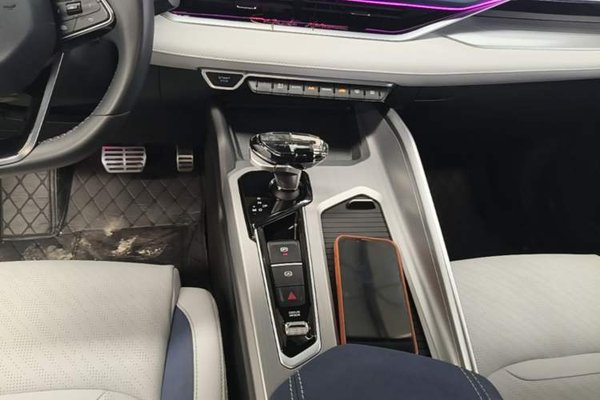 Geely Auto Preface 2023, 35000 км, за 11969 USD - фото 17