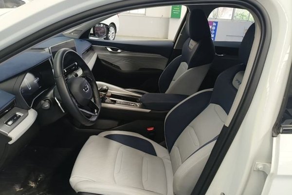 Geely Auto Preface 2023, 35000 км, за 11969 USD - фото 18