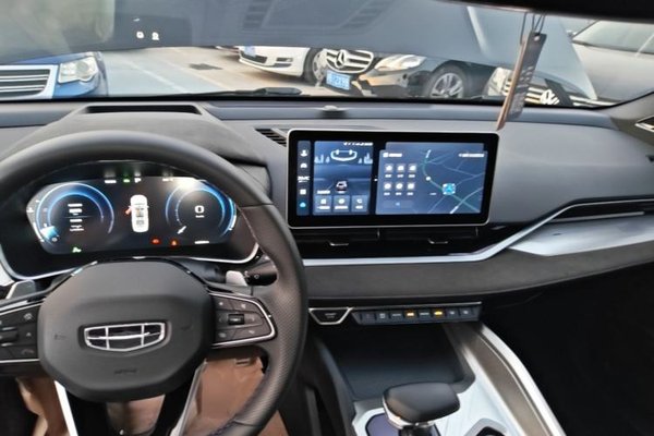 Geely Auto Preface 2024, 11600 км, за 14418 USD - фото 13