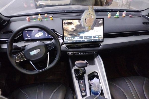 Geely Auto Preface 2025, 31500 км, за 11710 USD - фото 10