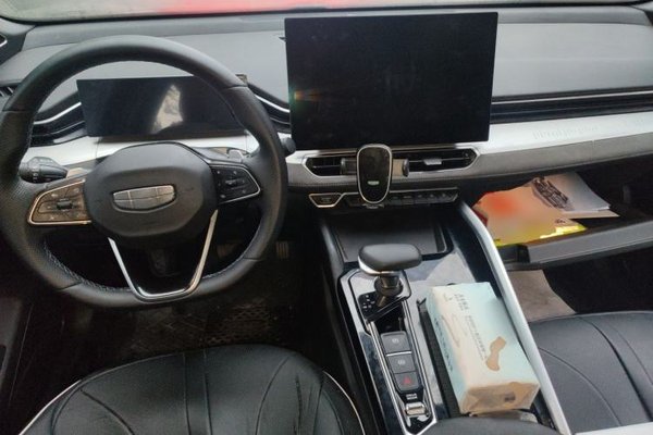 Geely Auto Preface 2025, 3400 км, за 15176 USD - фото 9
