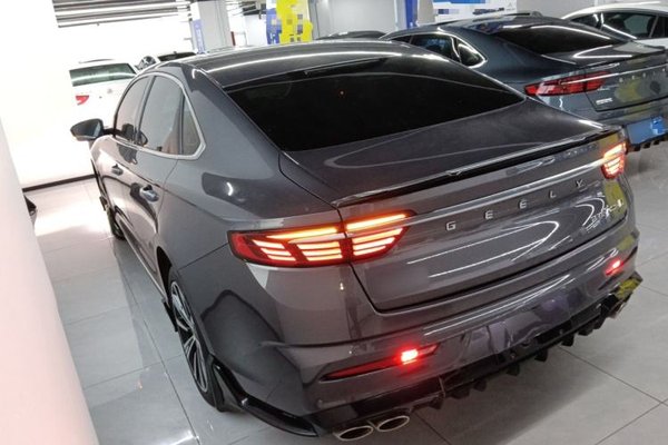 Geely Auto Preface 2025, 7800 км, за 15420 USD
