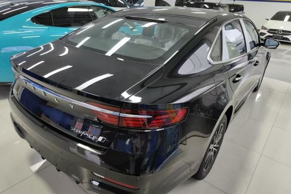 Geely Auto Preface 2026, 100 км, за 14333 USD - фото 6