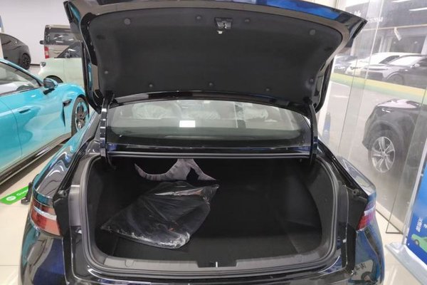 Geely Auto Preface 2026, 100 км, за 14333 USD - фото 22