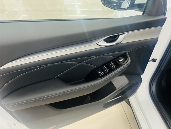 Geely Auto Preface 2026, 900 км, за 16074 USD - фото 21