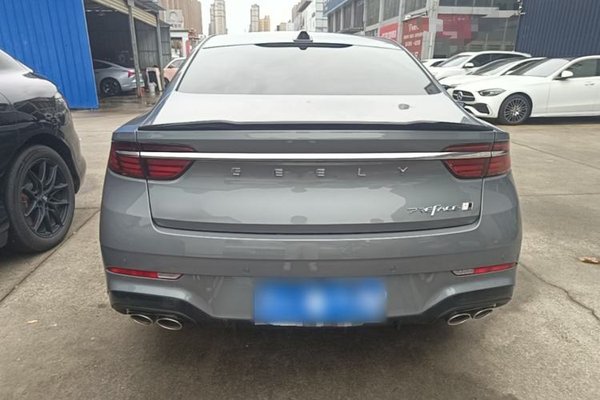 Geely Auto Preface 2026, за 17433 USD