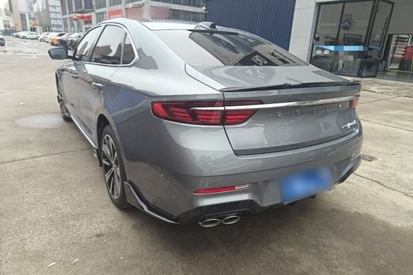 Geely Auto Preface 2026, за 17433 USD