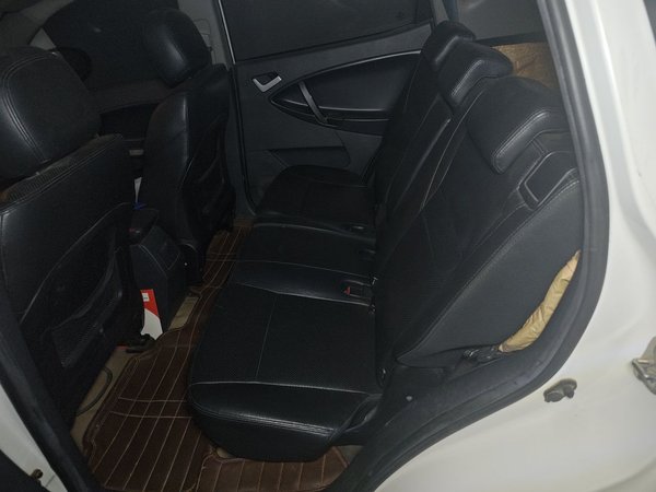 Geely Auto SX7 2013, 71500 км, за 2631 USD - фото 18