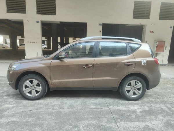 Geely SX7 2013, 57900 км, за 4129 USD