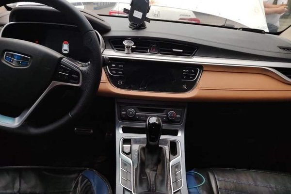 Geely Auto Vision S1 2018, 89600 км, за 5896 USD - фото 12