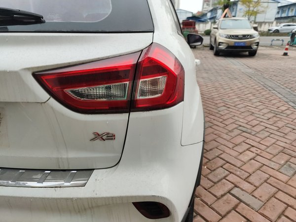 Geely Vision X3 2017, 60600 км, за 4182 USD - фото 8