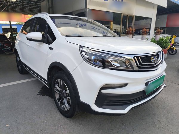 Оценка
B
Used Geely Auto Vision X3 2019 Upgraded Model 1.5L Manual Elite Version, 2019 года