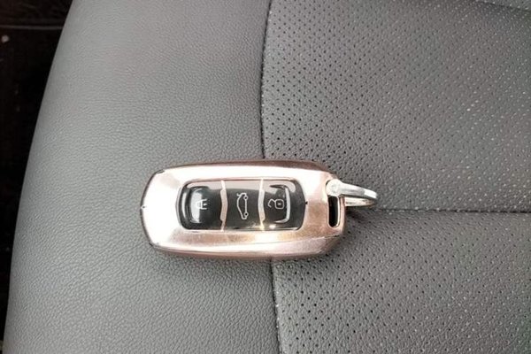 Geely Auto Vision X3 2020, 25900 км, за 6514 USD - фото 12
