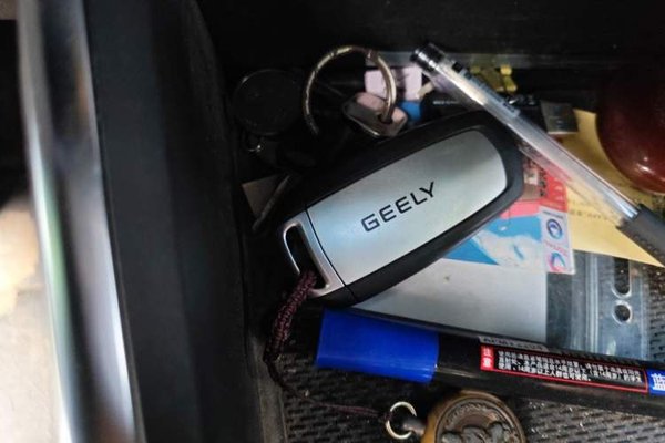 Geely Auto Vision X3 2021, 115000 км, за 7805 USD - фото 17