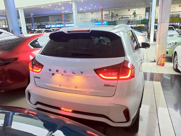 Geely Auto Vision X3 2021, 21800 км, за 8020 USD