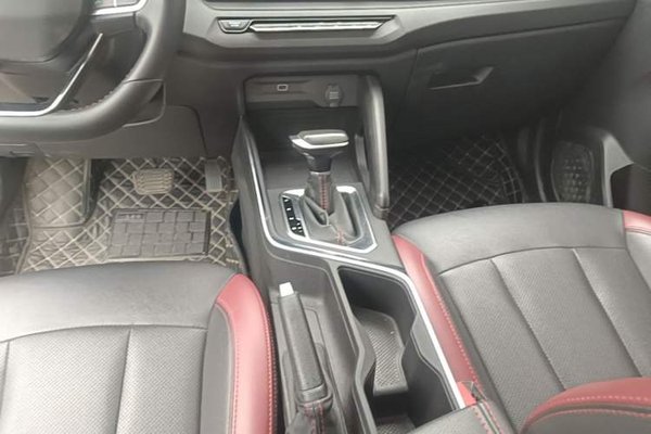 Geely Auto Vision X3 2021, 27100 км, за 7135 USD - фото 16