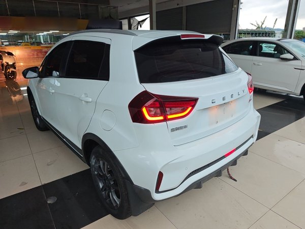 Geely Auto Vision X3 2021, 27200 км, за 6412 USD